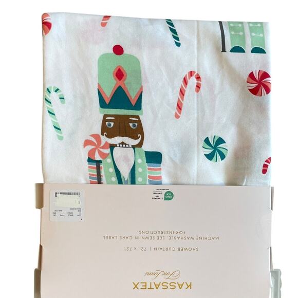 Kassatex Christmas Shower Curtain Holiday Nutcrackers & Candy Canes 72x72 New - Picture 1 of 7